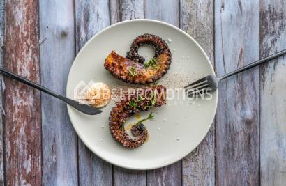 Disfruta de la exquisita gastronomía de la Costa Blanca en tu nueva propiedad en Orihuela Costa