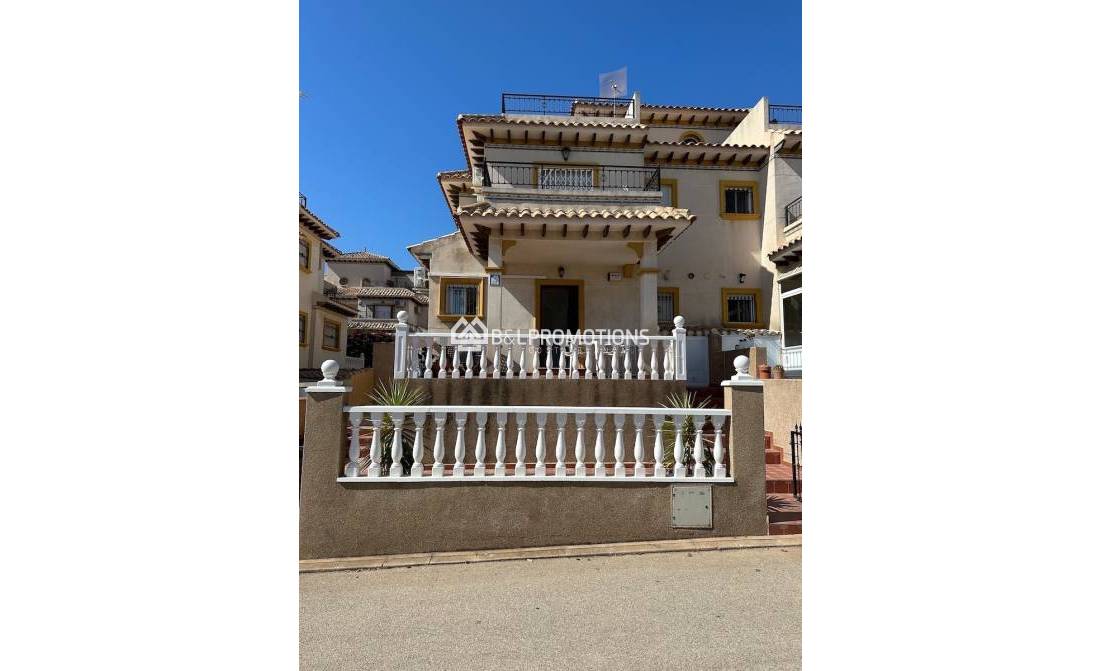 Maison jumelée pour location long terme à Orihuela Costa, Alicante, Espagne