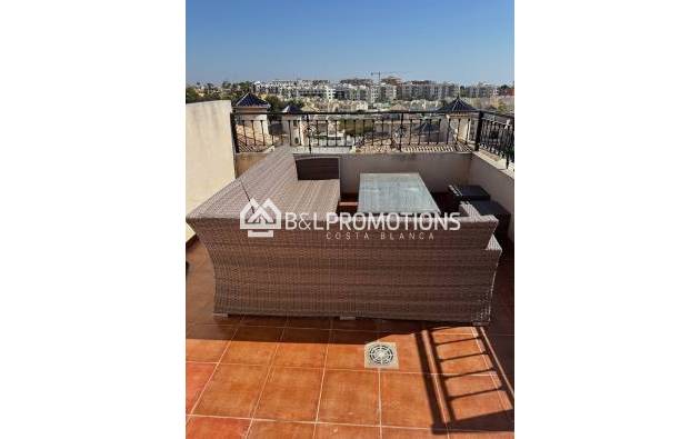 Location long terme - Maison jumeleé / Duplex -
Orihuela Costa - Villamartin