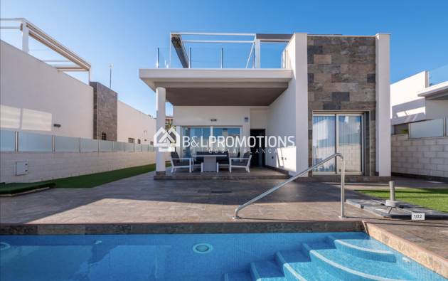 Reventa - Chalet independiente -
Orihuela Costa - Villamartin