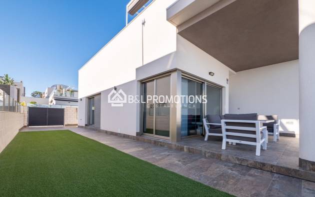 Reventa - Chalet independiente -
Orihuela Costa - Villamartin