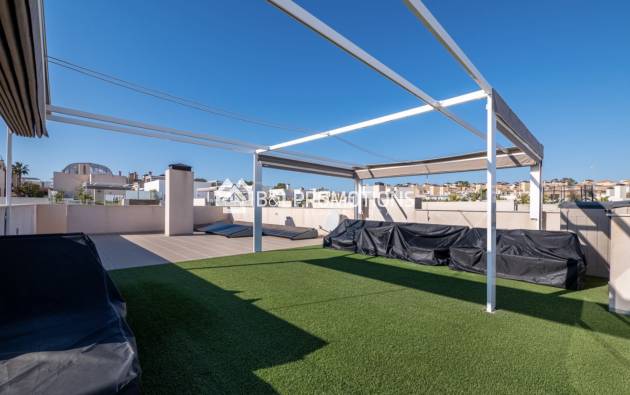 Reventa - Chalet independiente -
Orihuela Costa - Villamartin