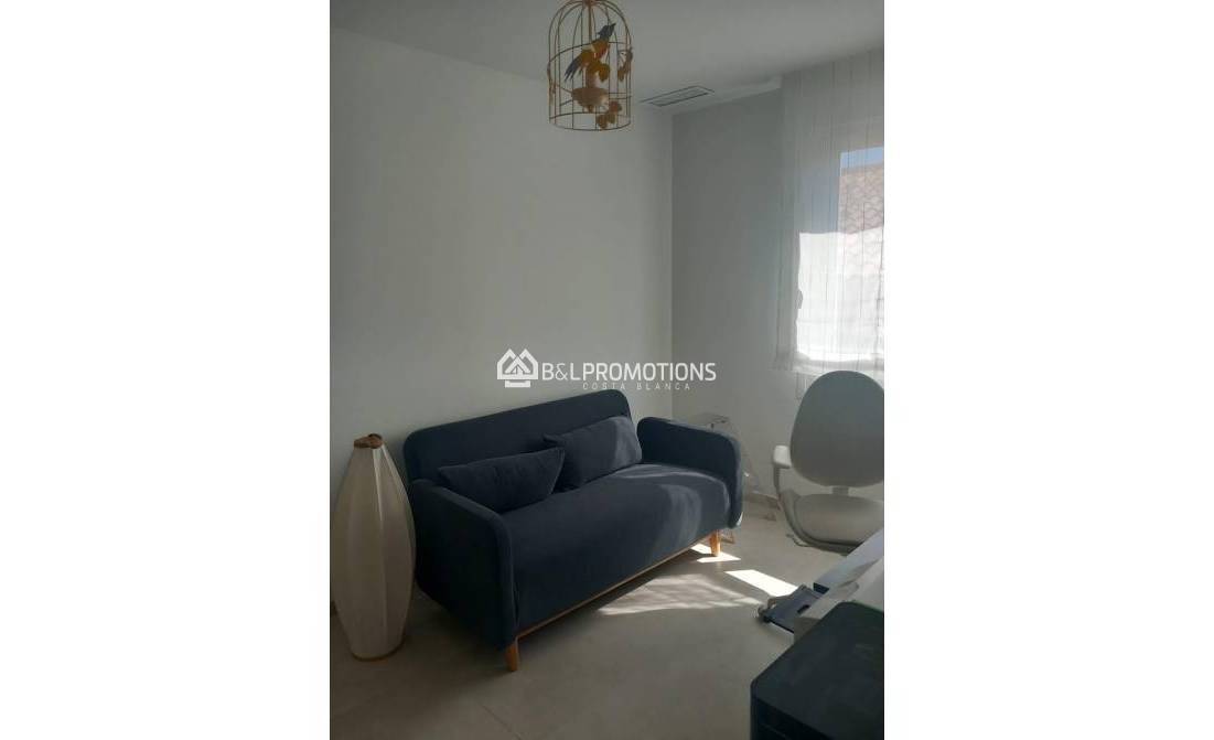 Reventa - Chalet pareado -
Alicante - La Finca Golf