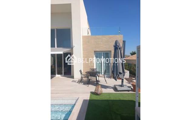 Reventa - Chalet pareado -
Alicante - La Finca Golf