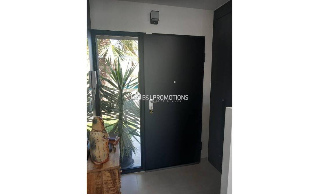 Reventa - Chalet pareado -
Alicante - La Finca Golf