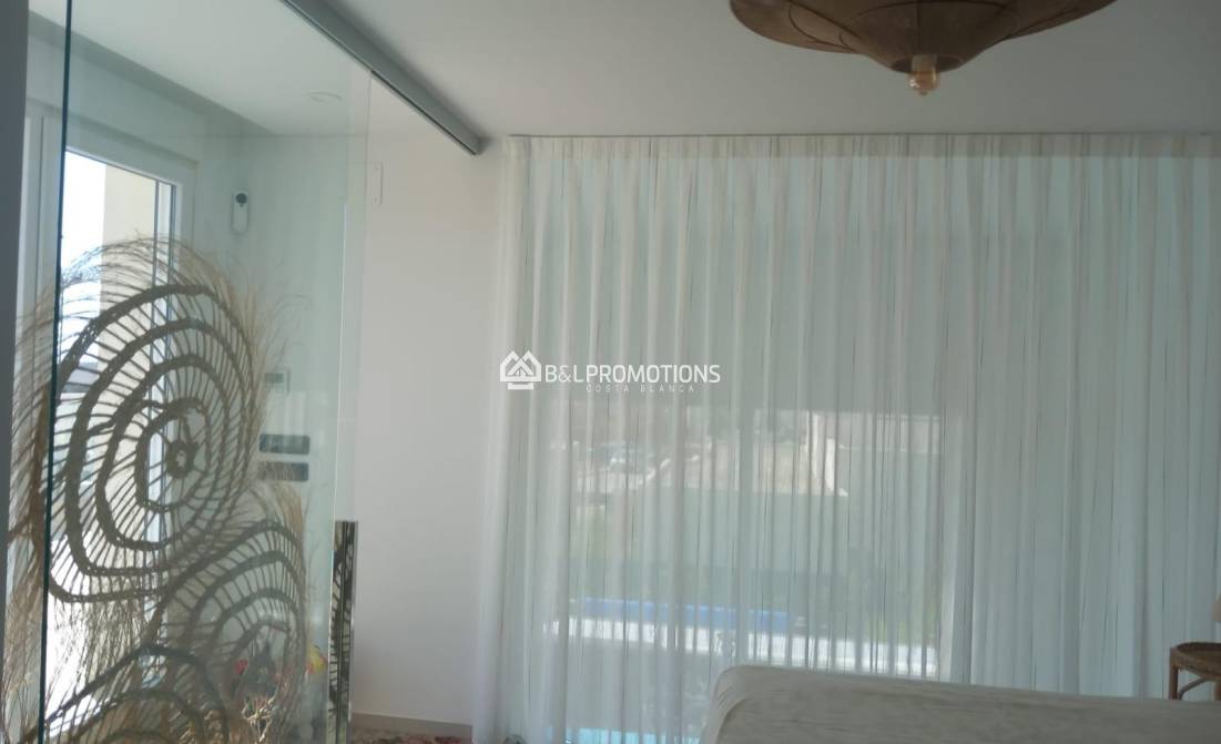 Reventa - Chalet pareado -
Alicante - La Finca Golf