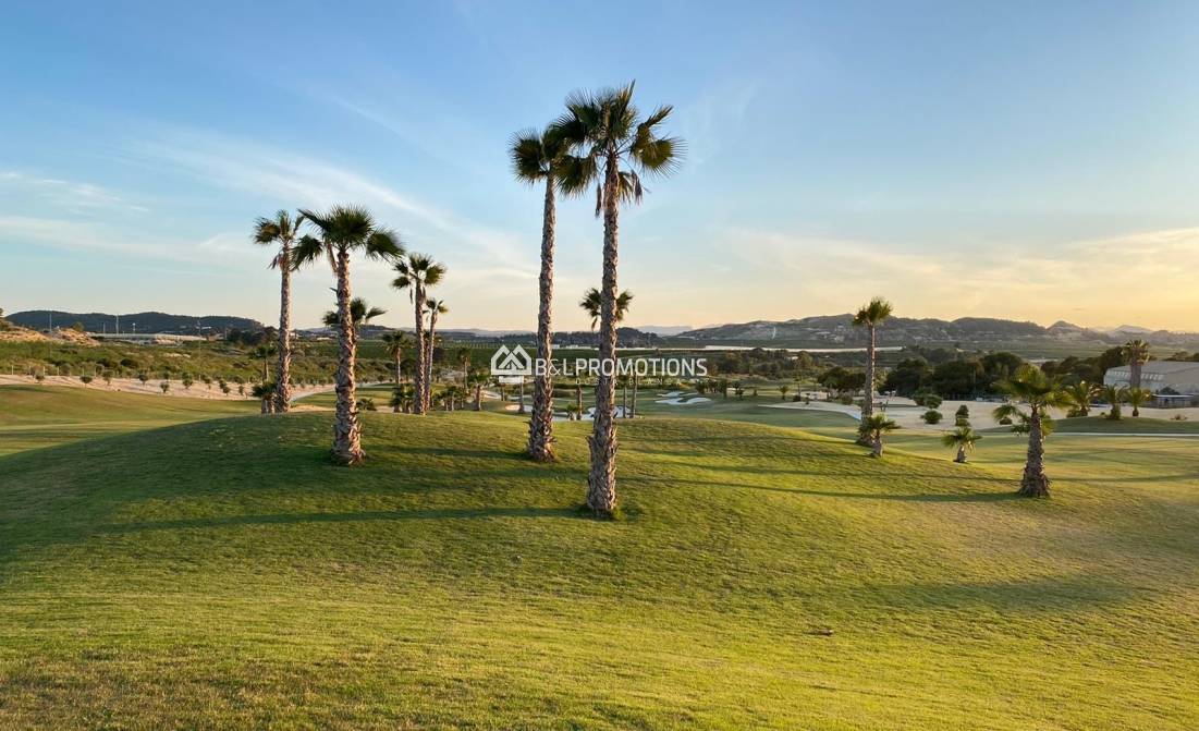 Nueva construcción - Chalet independiente -
Orihuela - Vistabella Golf