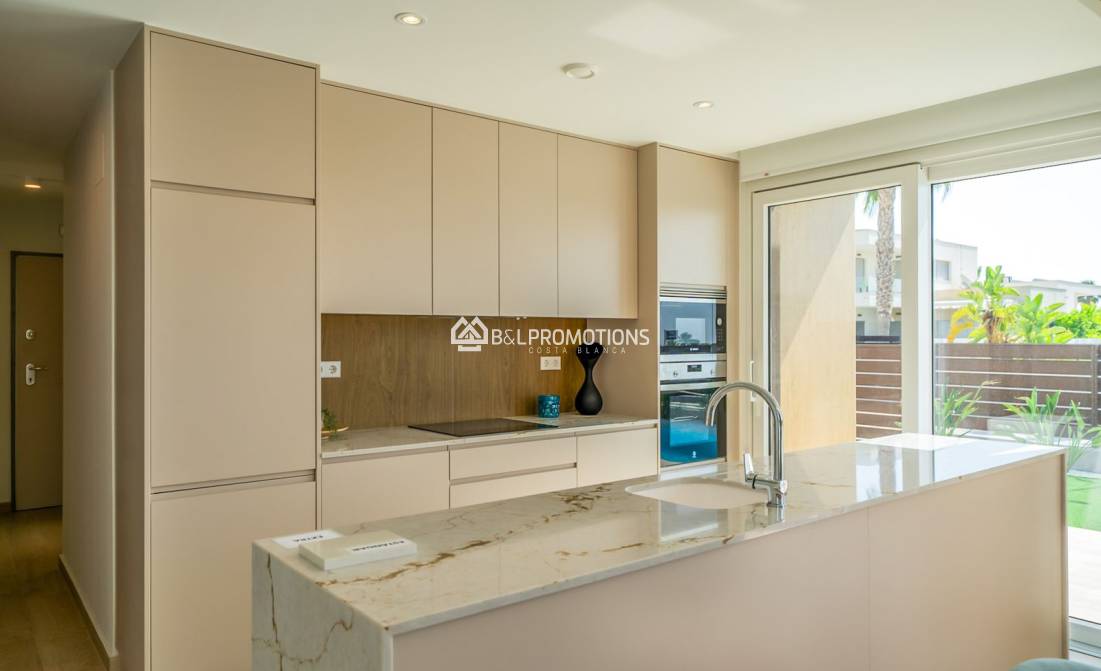 Nueva construcción - Chalet independiente -
Orihuela - Vistabella Golf