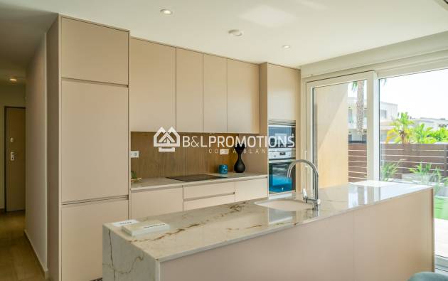 Nueva construcción - Chalet independiente -
Orihuela - Vistabella Golf