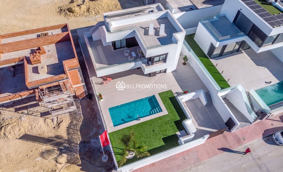 Neubauimmobilien - Villa -
Rojales