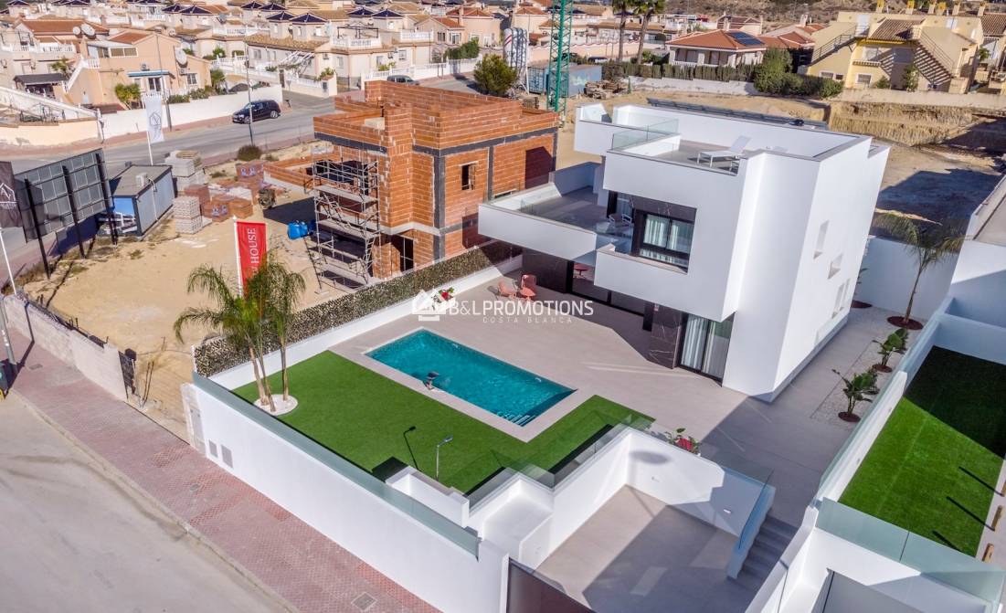 Neubauimmobilien - Villa -
Rojales