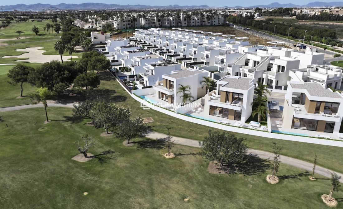 Nueva construcción - Chalet independiente -
Los Alcázares - Roda Golf