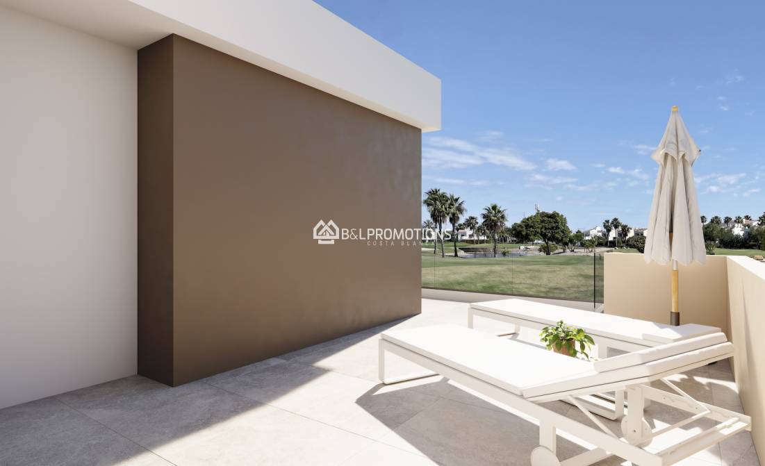 Nueva construcción - Chalet independiente -
Los Alcázares - Roda Golf