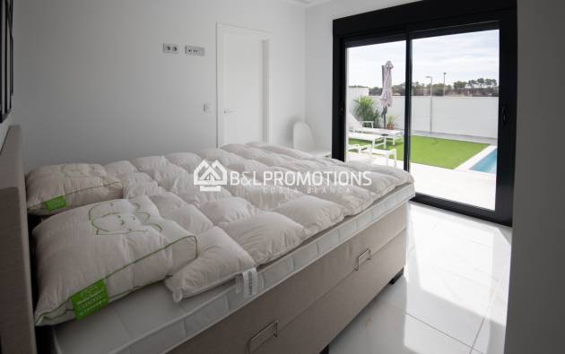 Nueva construcción - Chalet independiente -
Pilar de la Horadada - Pinar de Campoverde