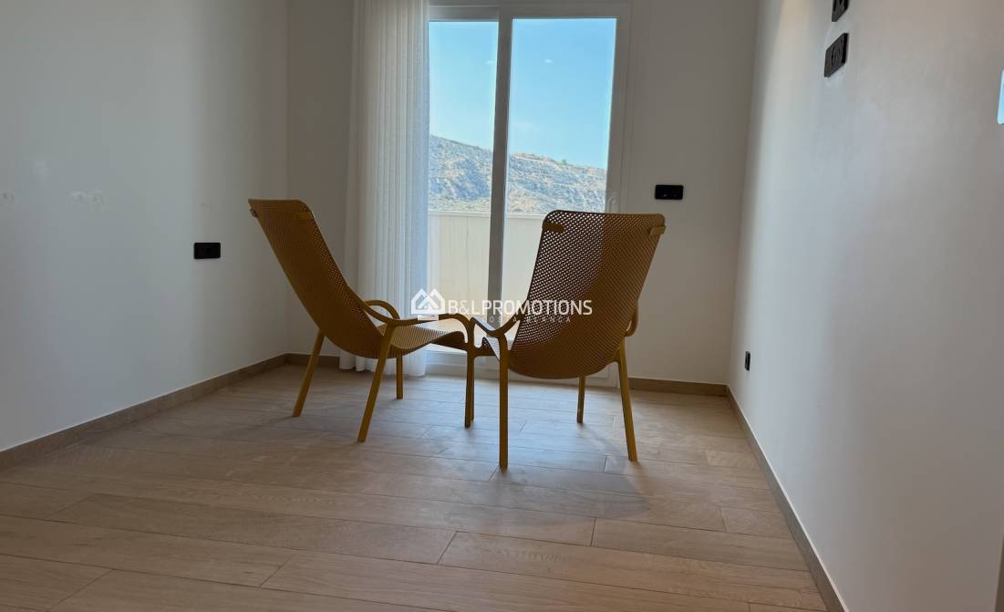 Reventa - Bungalow -
Alicante - La Finca Golf