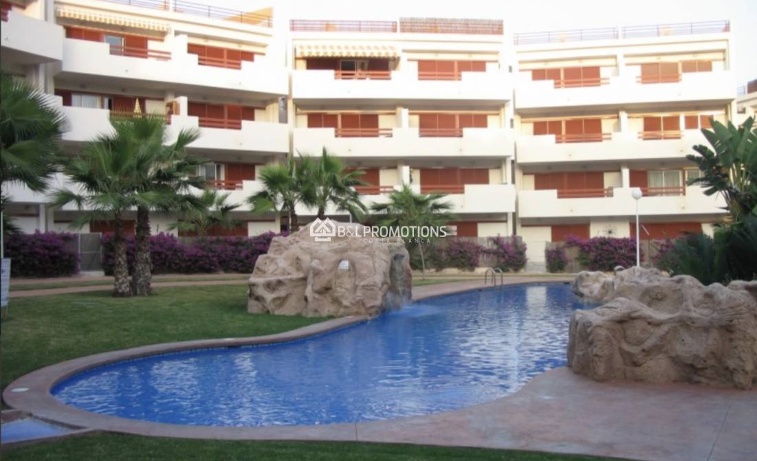 Apartamento en planta baja en venta en Playa Flamenca – Costa Blanca Sur
