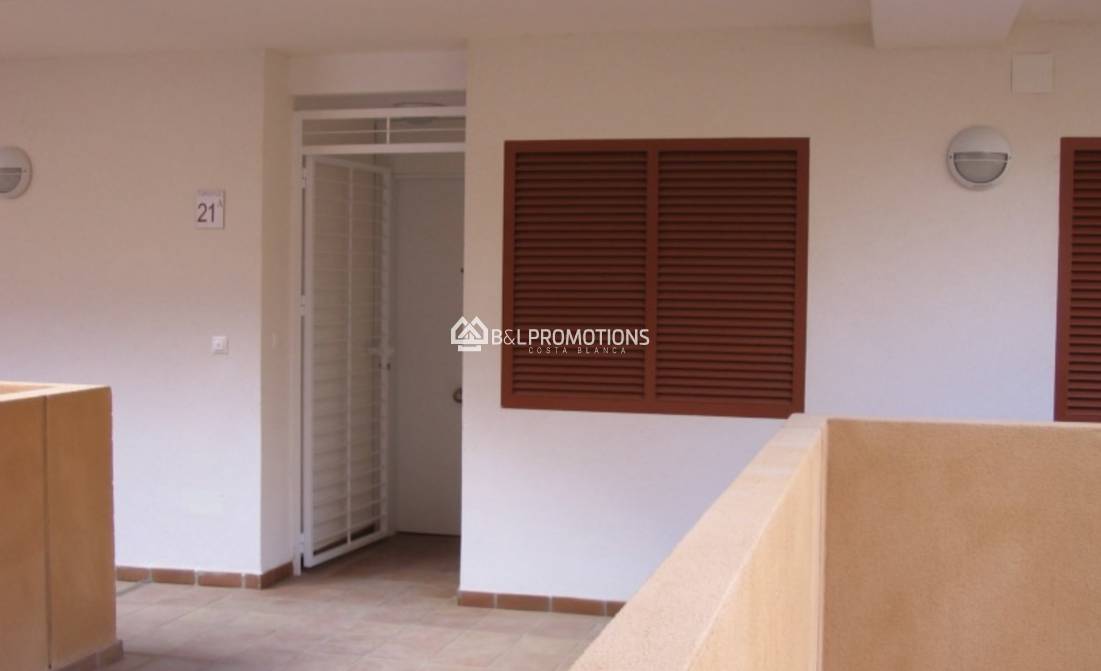 Reventa - Apartamento -
Orihuela Costa - Playa Flamenca