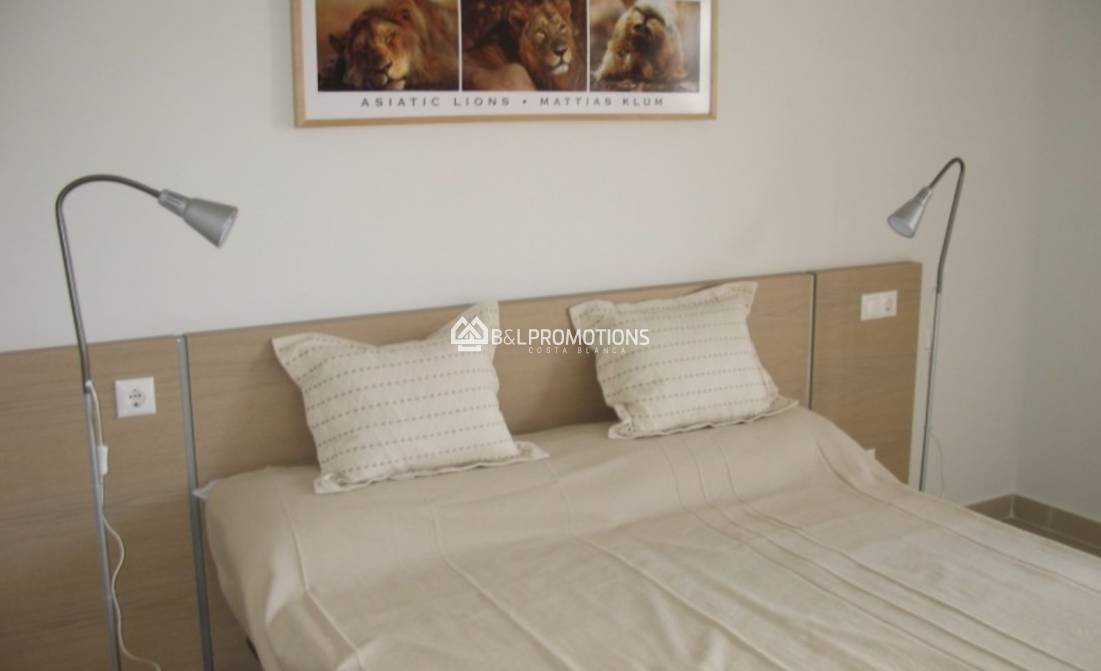 Reventa - Apartamento -
Orihuela Costa - Playa Flamenca