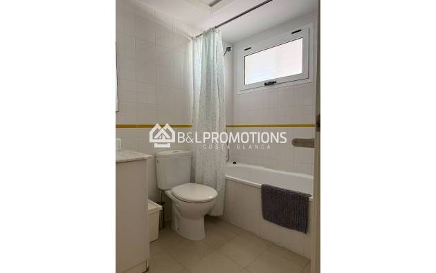 Reventa - Apartamento -
Orihuela Costa - Playa Flamenca