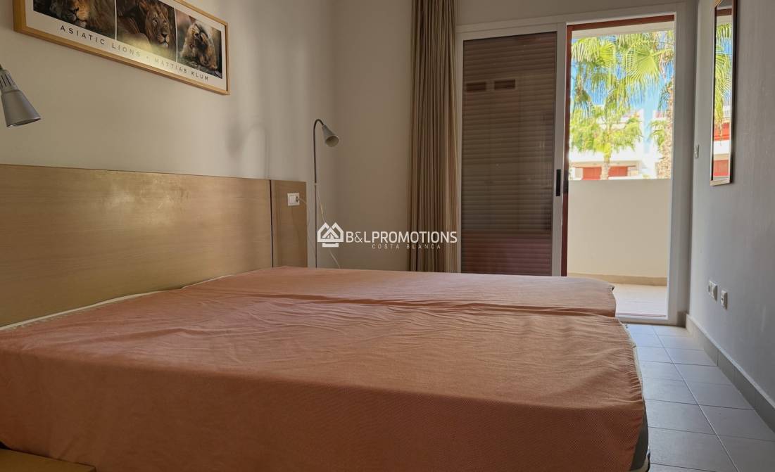 Reventa - Apartamento -
Orihuela Costa - Playa Flamenca