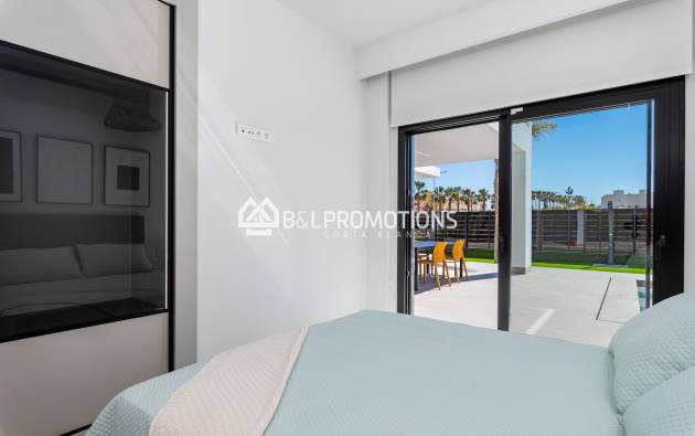 Nueva construcción - Chalet independiente -
Alicante - La Finca Golf