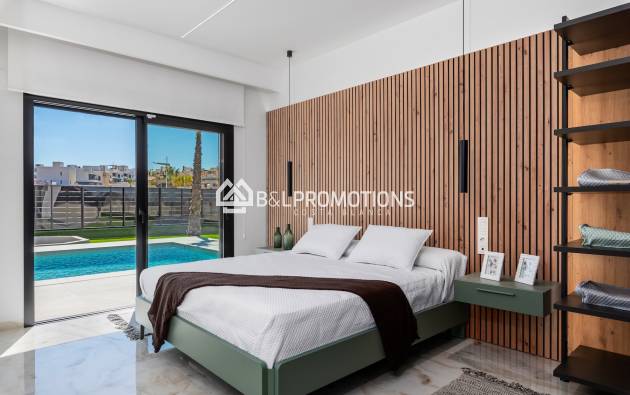 Nueva construcción - Chalet independiente -
Alicante - La Finca Golf