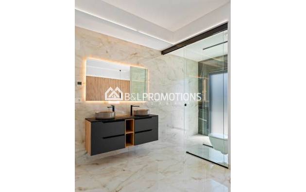 Nueva construcción - Chalet independiente -
Alicante - La Finca Golf