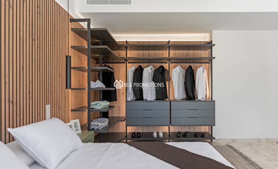 Nueva construcción - Chalet independiente -
Alicante - La Finca Golf