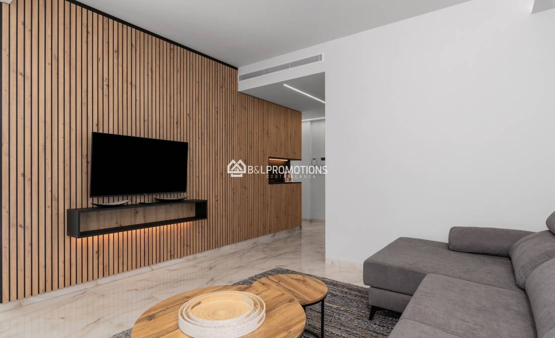 Nueva construcción - Chalet independiente -
Alicante - La Finca Golf