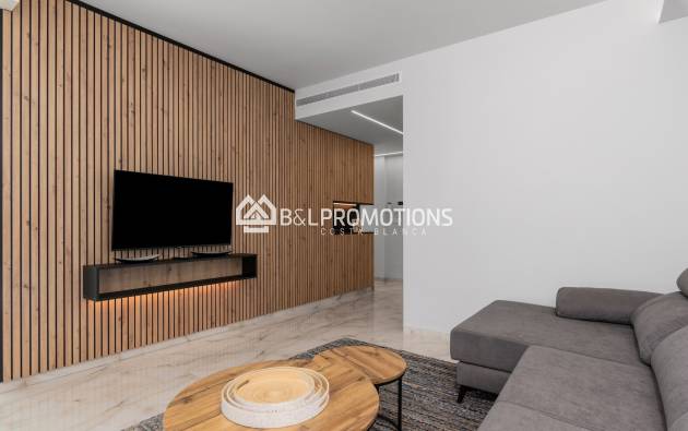 Nueva construcción - Chalet independiente -
Alicante - La Finca Golf