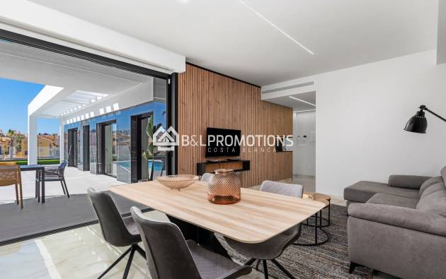 Nueva construcción - Chalet independiente -
Alicante - La Finca Golf