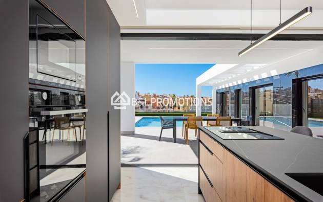 Nueva construcción - Chalet independiente -
Alicante - La Finca Golf