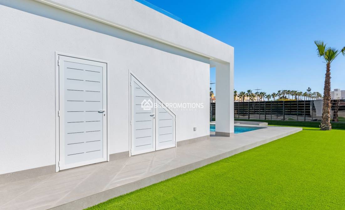 Nueva construcción - Chalet independiente -
Alicante - La Finca Golf
