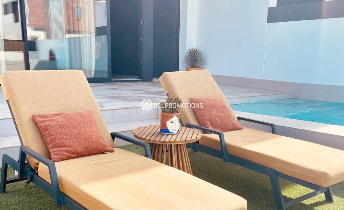 Alquiler vacacional - Apartamento -
Pilar de la Horadada