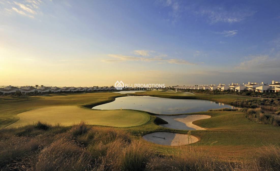 Nueva construcción - Chalet independiente -
Baños y Mendigo - El Valle Golf Resort