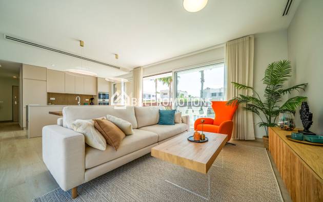 Nueva construcción - Chalet independiente -
Orihuela - Vistabella Golf