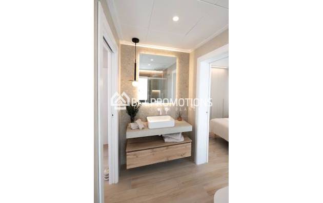 Neubauimmobilien - Quattrohaus -
Los Alcázares - Serena Golf