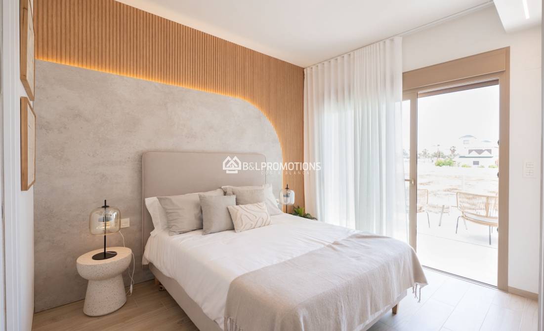 Neubauimmobilien - Quattrohaus -
Los Alcázares - Serena Golf