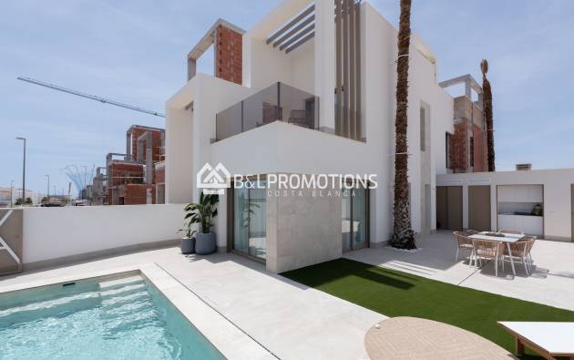 Neubauimmobilien - Quattrohaus -
Los Alcázares - Serena Golf