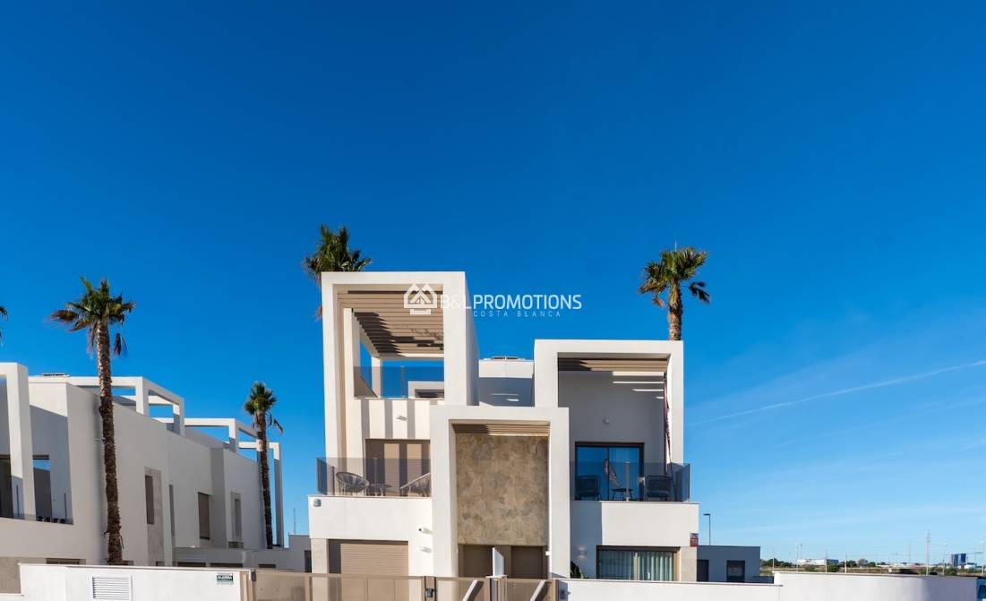 Neubauimmobilien - Quattrohaus -
Los Alcázares - Serena Golf