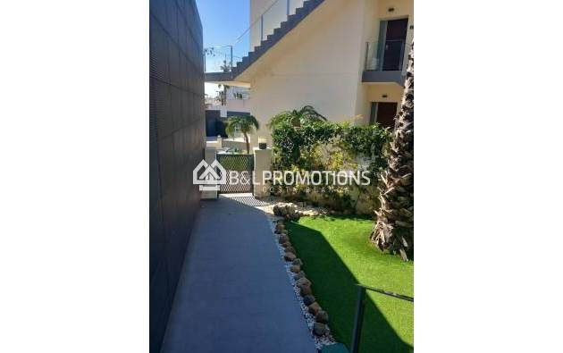 Reventa - Bungalow -
Orihuela Costa - Villamartin