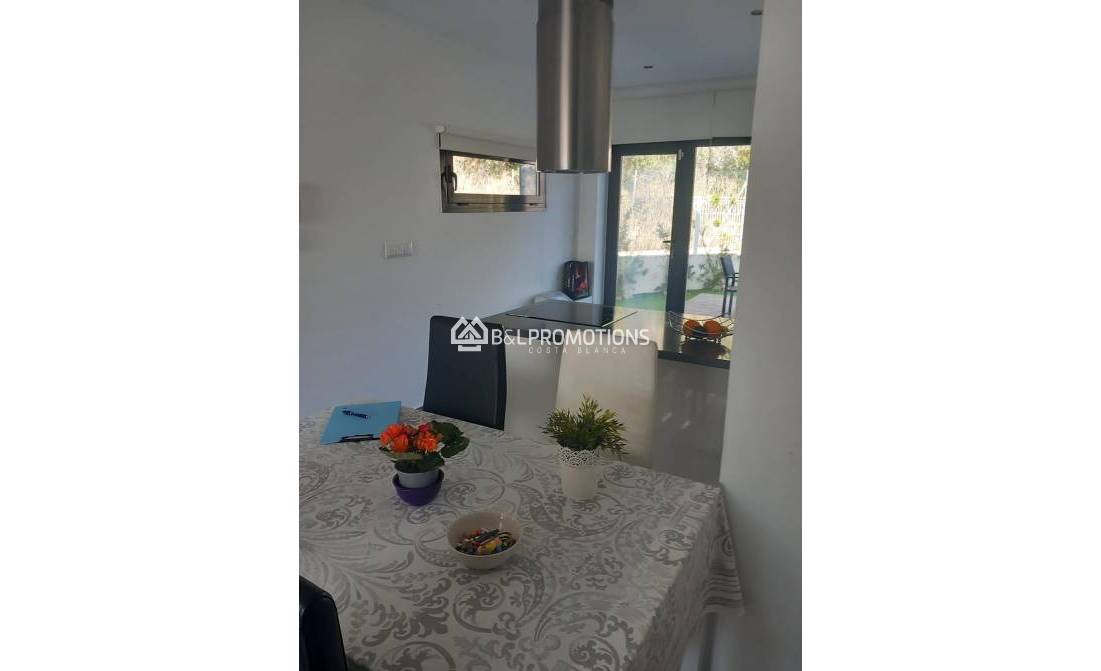Reventa - Bungalow -
Orihuela Costa - Villamartin