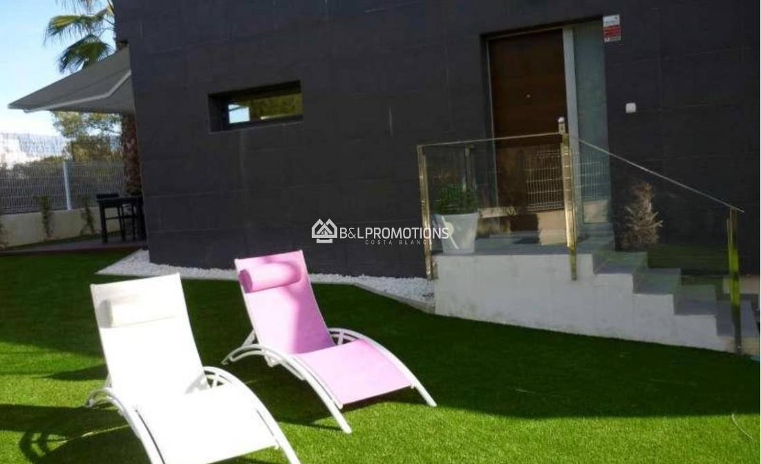 Reventa - Bungalow -
Orihuela Costa - Villamartin