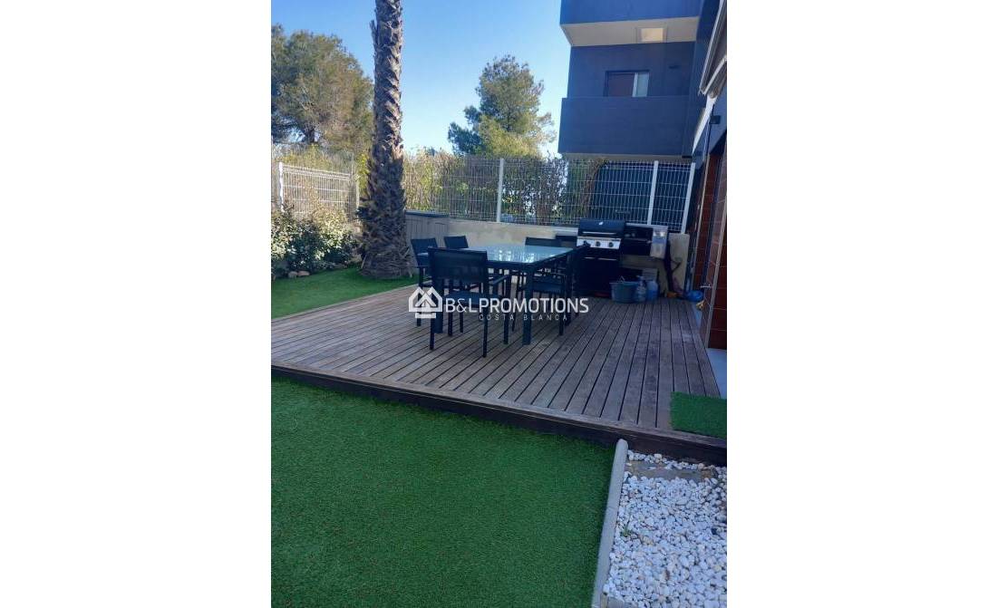 Reventa - Bungalow -
Orihuela Costa - Villamartin
