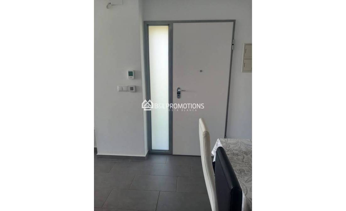 Reventa - Bungalow -
Orihuela Costa - Villamartin