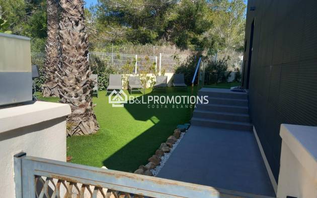 Reventa - Bungalow -
Orihuela Costa - Villamartin