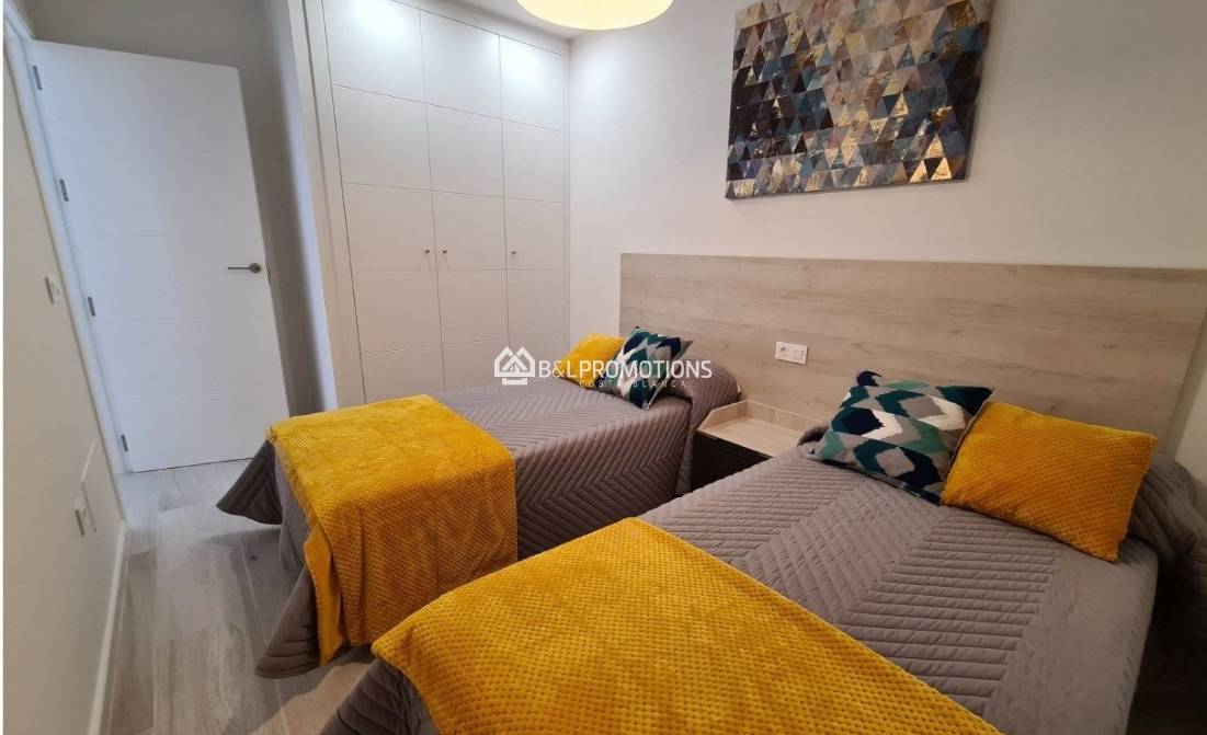 Nueva construcción - Chalet pareado -
Avileses - Centro ciudad