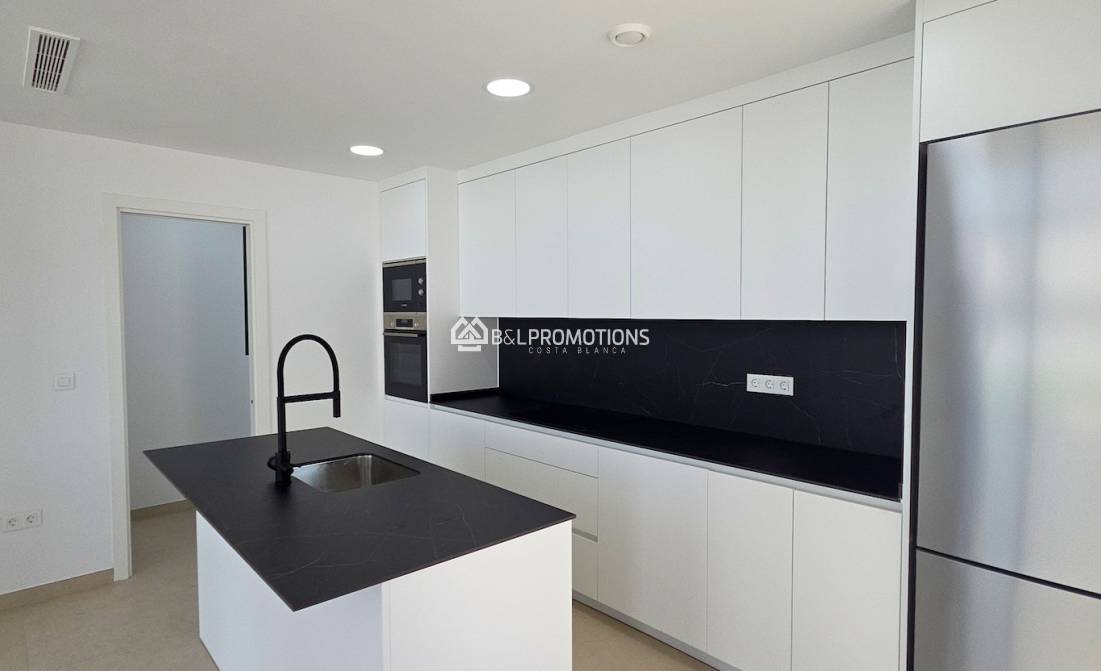 Nueva construcción - Chalet independiente -
Alhama - Golf