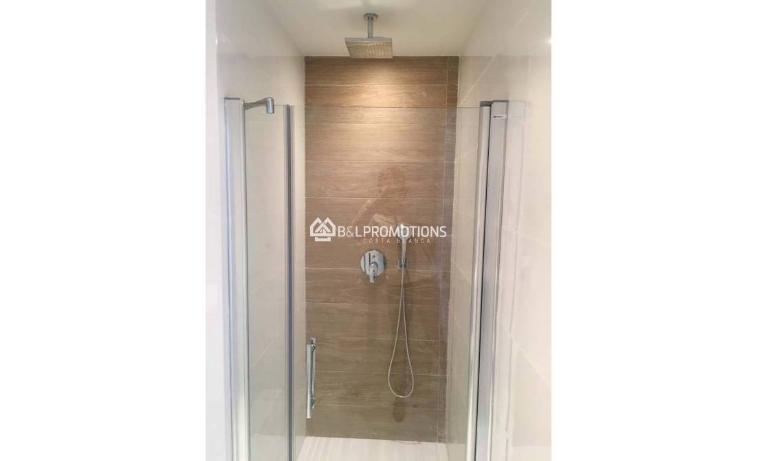 Ferienvermietung - Appartement -
Torrevieja