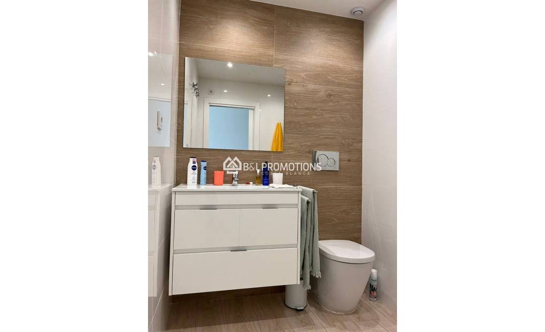 Ferienvermietung - Appartement -
Torrevieja